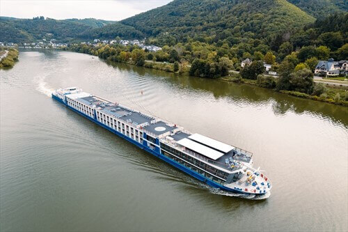 Теплоход «CruceNova»